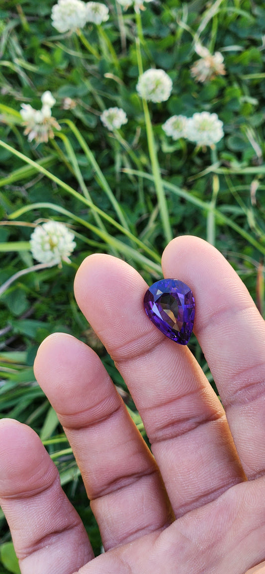 11ct deep violet pear cut amethyst loose gemstone, second view